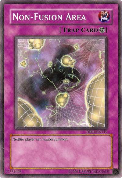 Non-Fusion Area [DR04-EN119] Common | Jomio and Rueliete's Cards and Comics