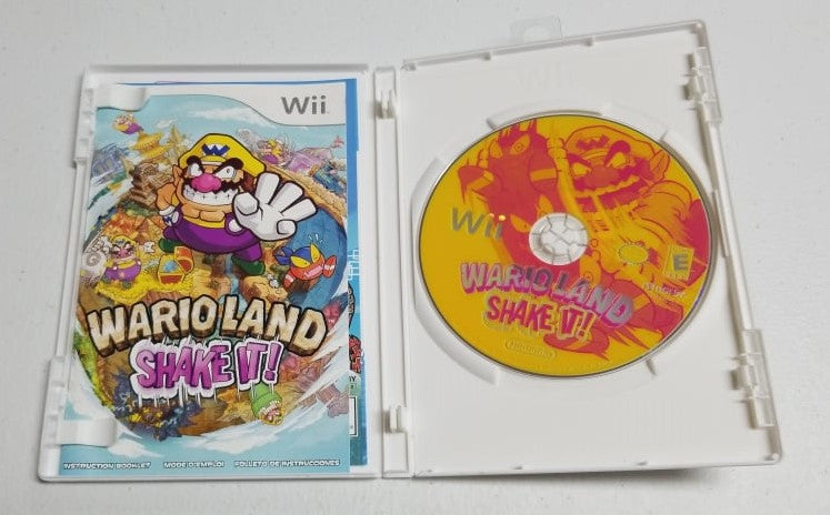 Wario Land Shake It! -Wii Video Game | Jomio and Rueliete's Cards and Comics